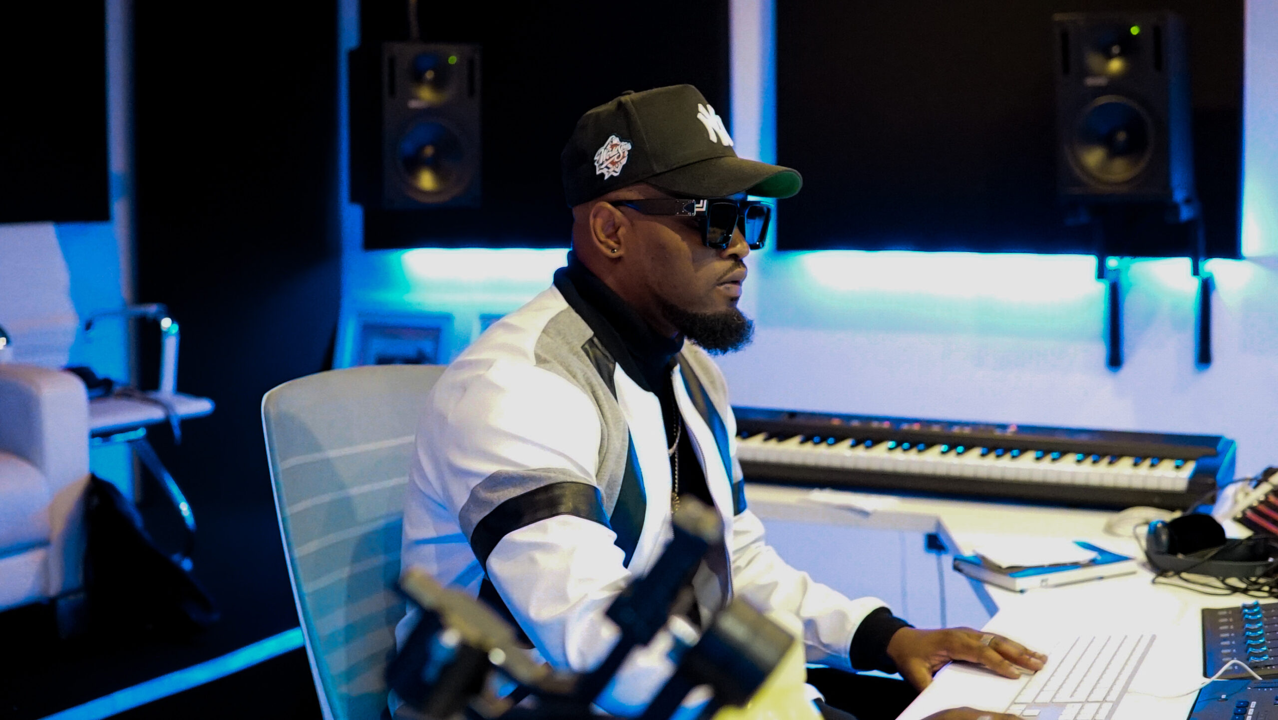Jst Sako Finds Harmony and Heart in New Single “Ngimtholile” Featuring ReasonHD